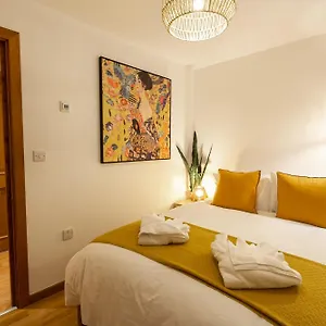 https://elegance-at-the-lanes-3bd.brighton-hotels-england.com